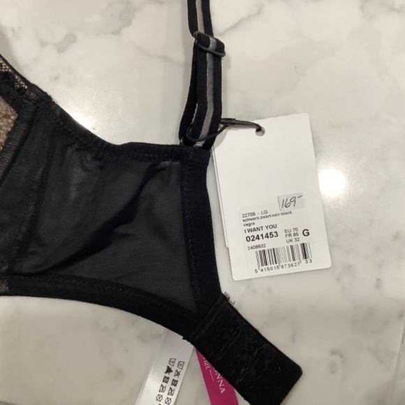 Bras - Picture 3 of 3